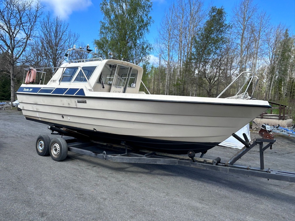 Delphin 740 + Volvo Penta TAMD31A