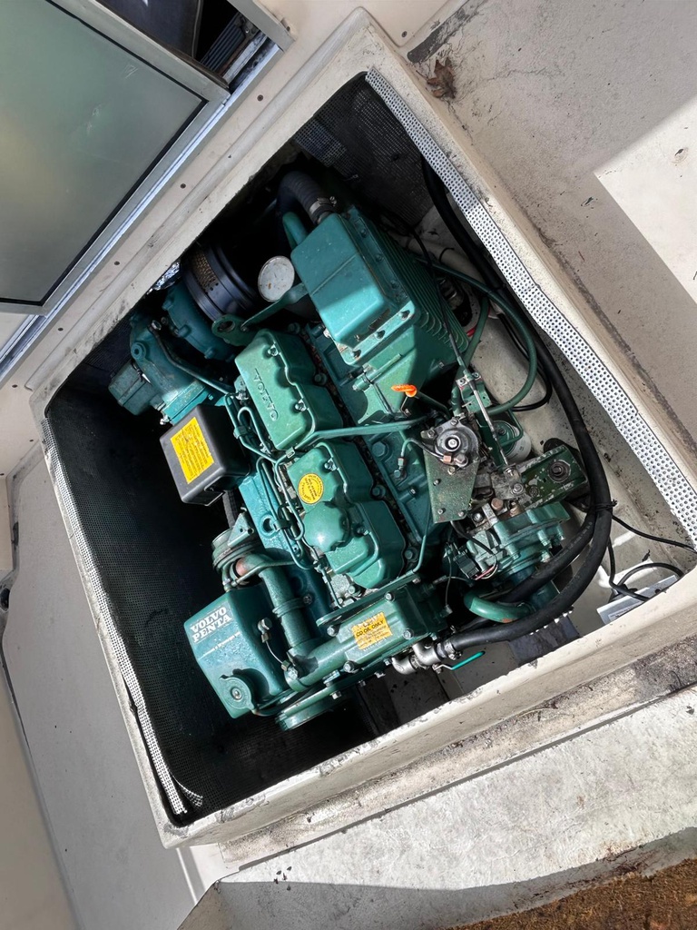 Delphin 740 + Volvo Penta TAMD31A