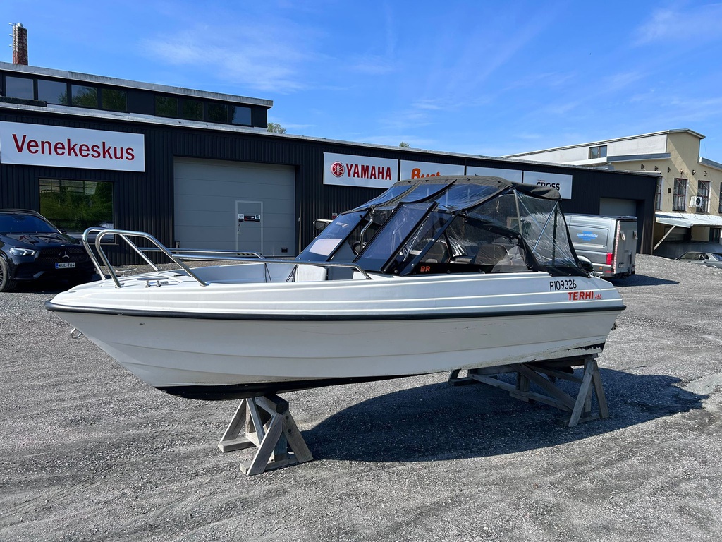Terhi 480BR + Suzuki DF50