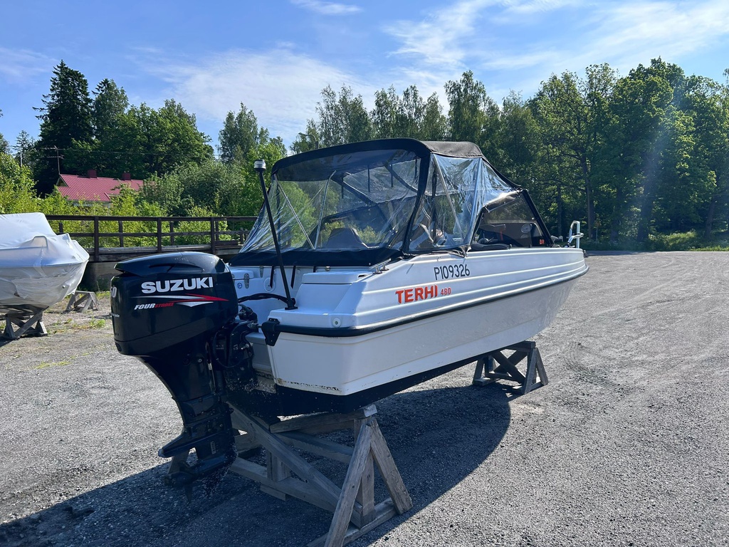Terhi 480BR + Suzuki DF50