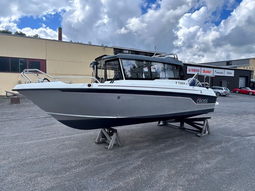 Yamarin Cross 60C + Yamaha F130